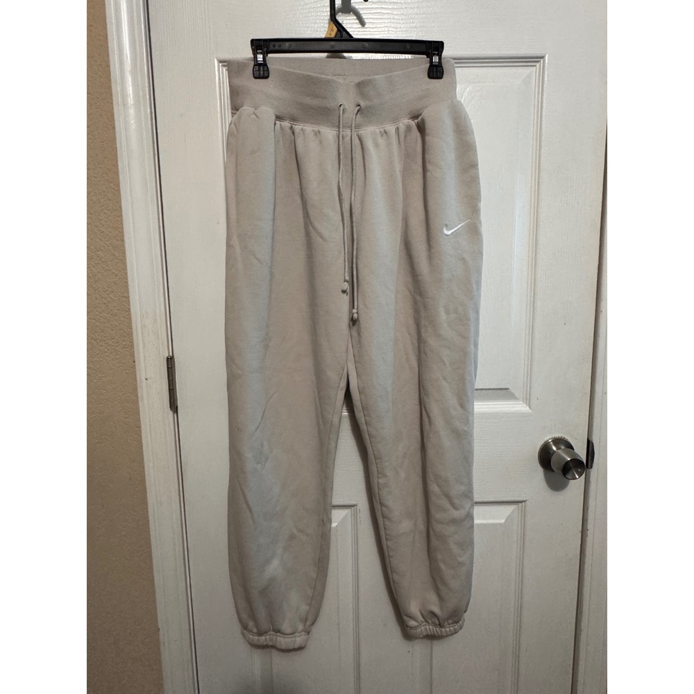Nike womens pants size M
